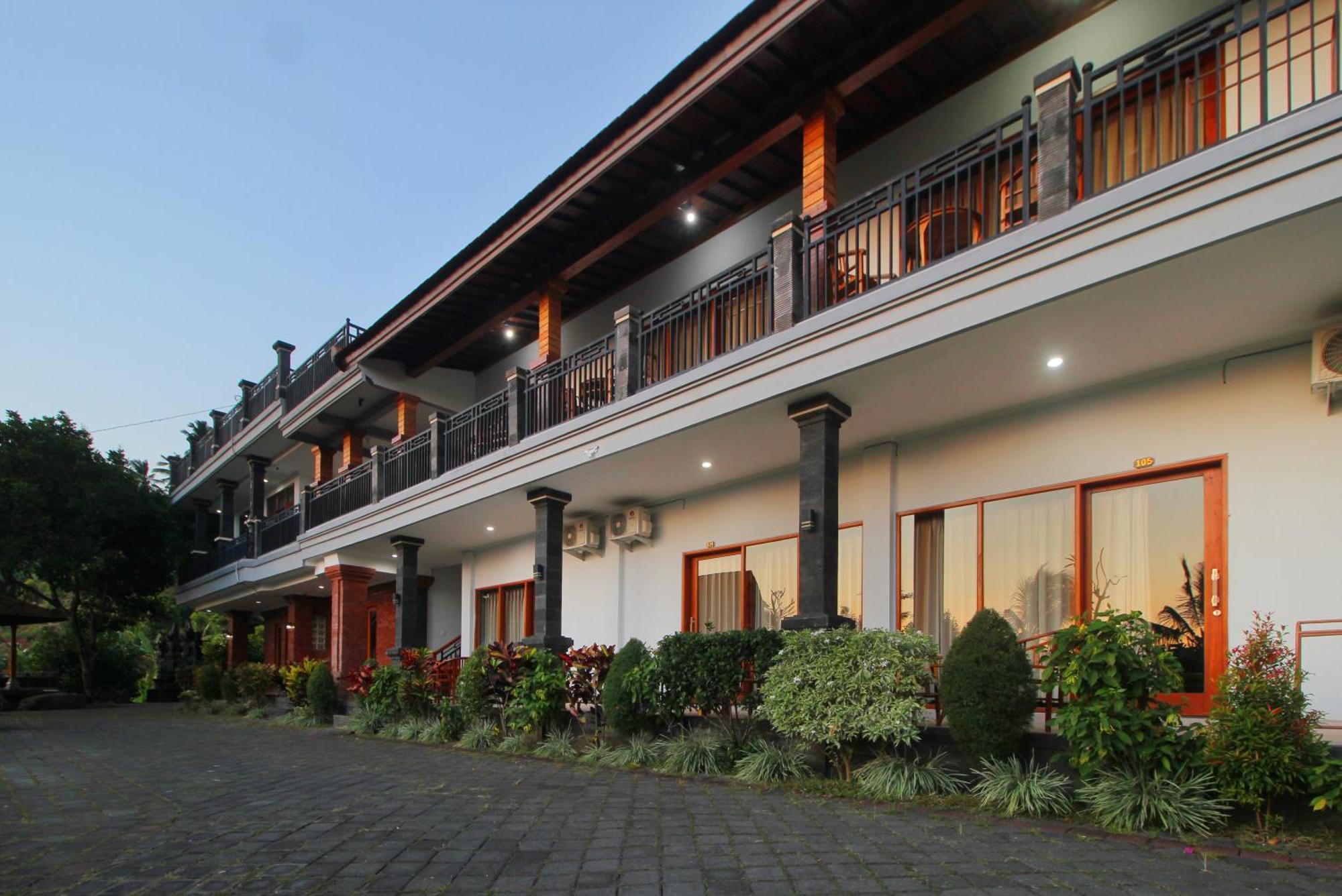 Rostika Hotel Sekumpul Pabean Buleleng Exterior photo