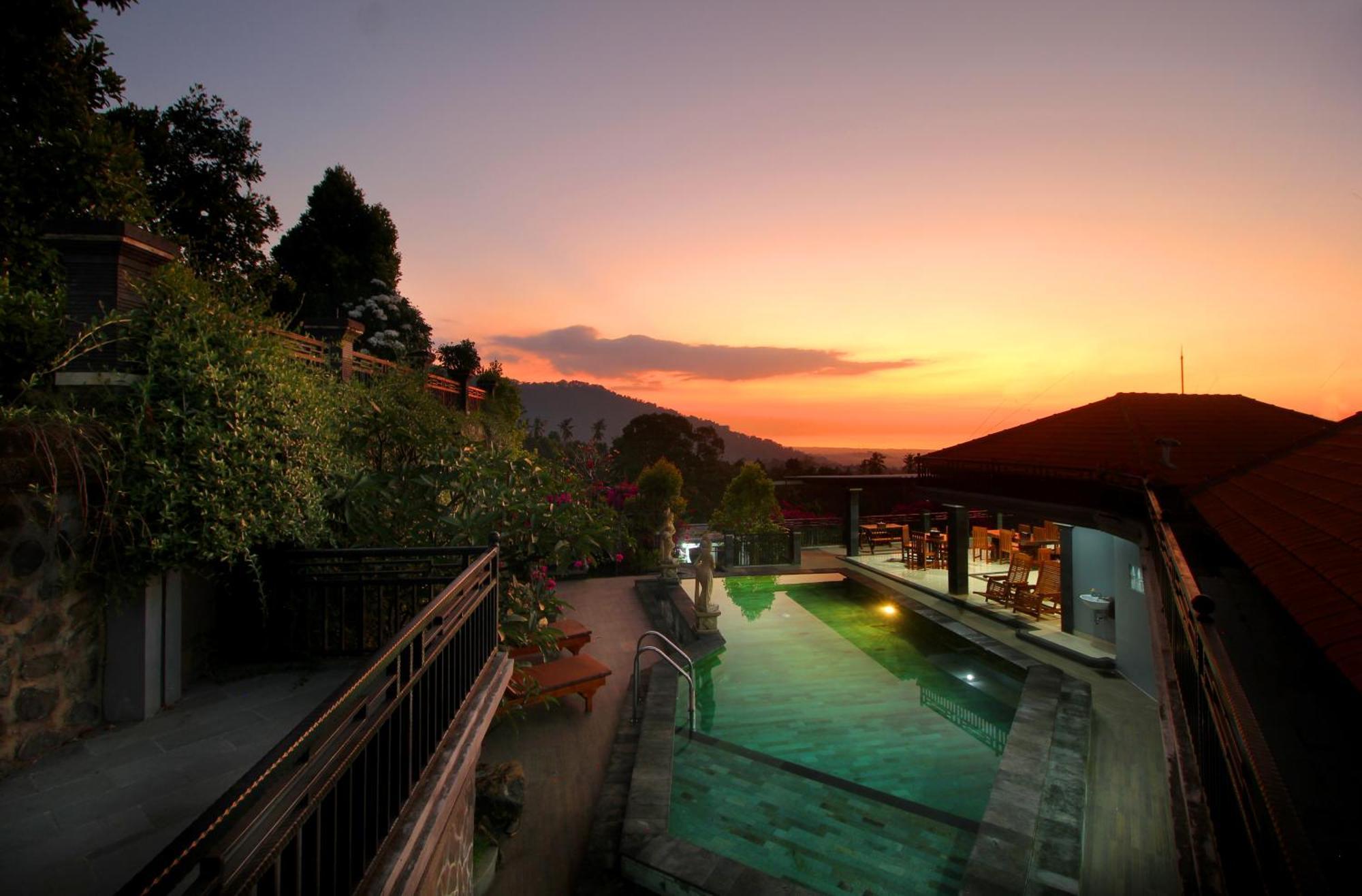 Rostika Hotel Sekumpul Pabean Buleleng Exterior photo