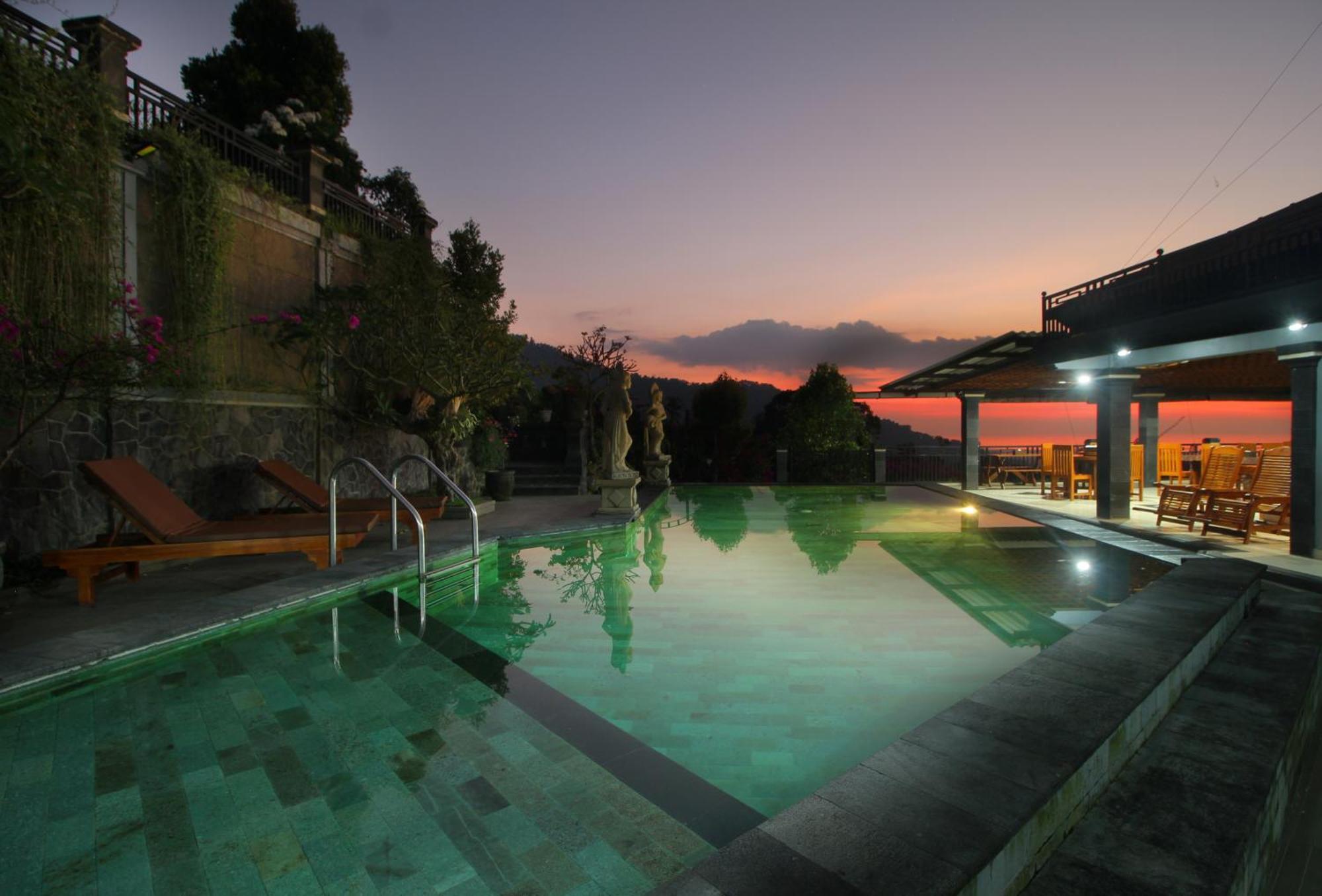 Rostika Hotel Sekumpul Pabean Buleleng Exterior photo