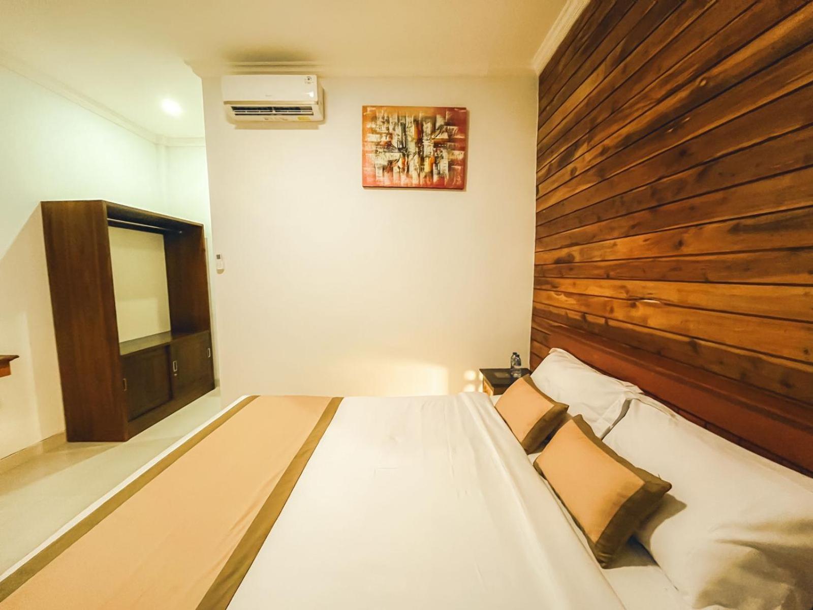 Rostika Hotel Sekumpul Pabean Buleleng Exterior photo