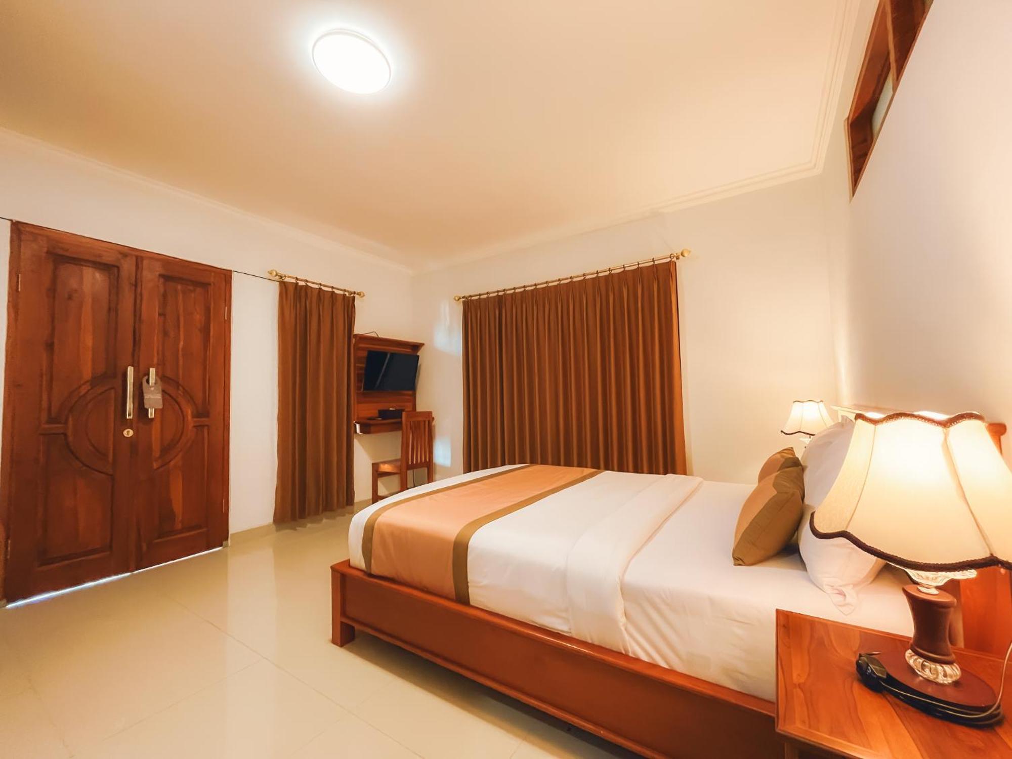 Rostika Hotel Sekumpul Pabean Buleleng Exterior photo